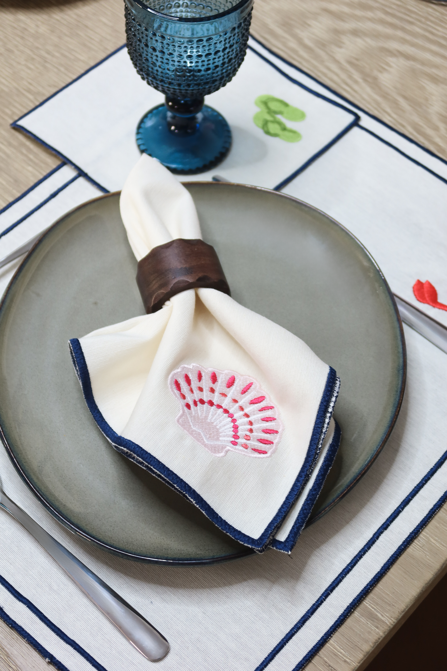 Set de 2 servilletas con bordado de Concha