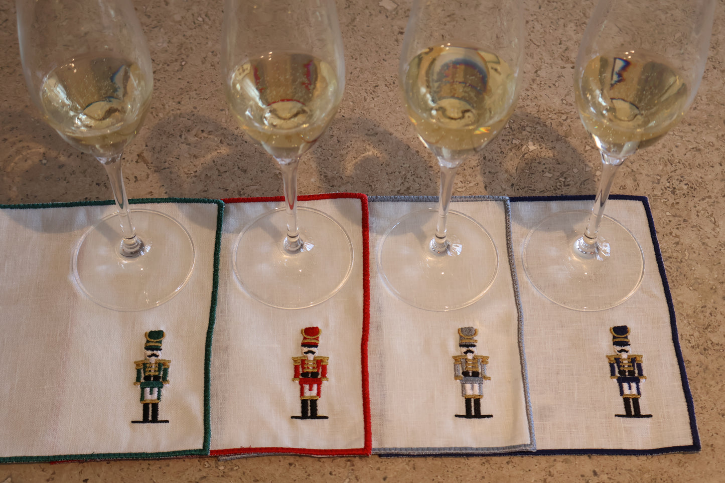 Set de 4 cocteleros de Cascanuez