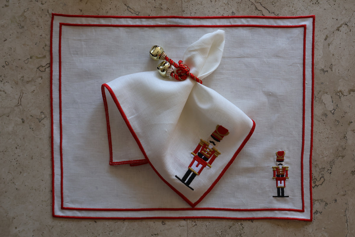 Set de 4 individuales de cascanuez rojo